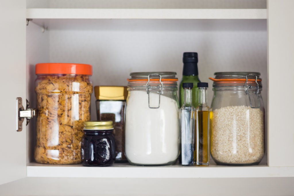 deep-cleaning-the-kitchen-refrigerator